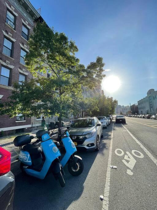 2 Bedrooms 1 Stop From Manhattan - Free Parking And First Floor ! Apartamento *