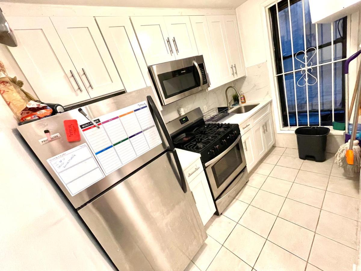 Apartamento 2 Bedrooms 1 Stop From Manhattan - Free Parking And First Floor ! Nova York